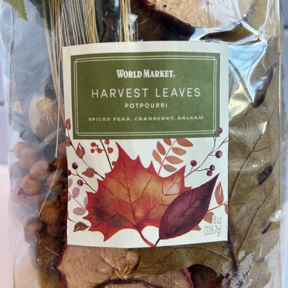 New World Market Harvest Leaves Potpourri Spiced Pear Cranberry Balsam